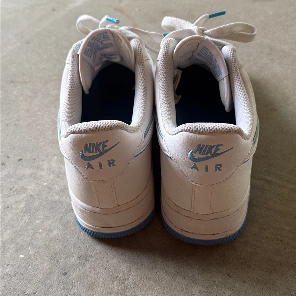 Nike Air Force 1 White with Carolina Blue Details sz12 EUC - Picture 5 of 7